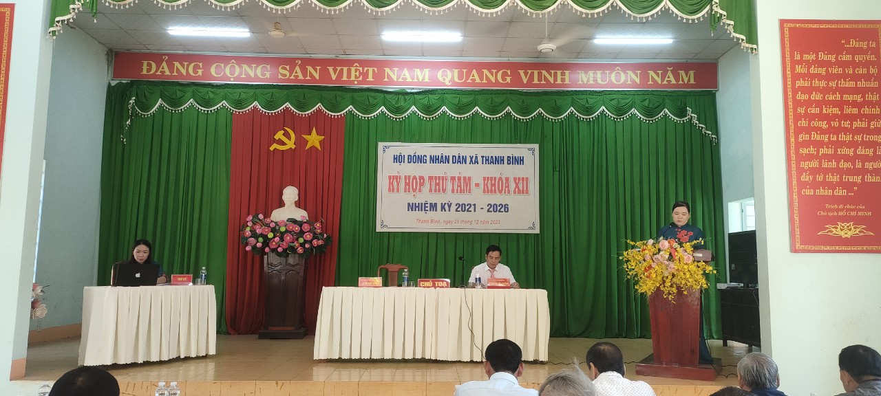 HĐND XÃ THANH BÌNH TỔ CHỨC THÀNH CÔNG KỲ HỌP THỨ 8 HĐND XÃ KHÓA XII, NHIỆM KỲ 2021-2026